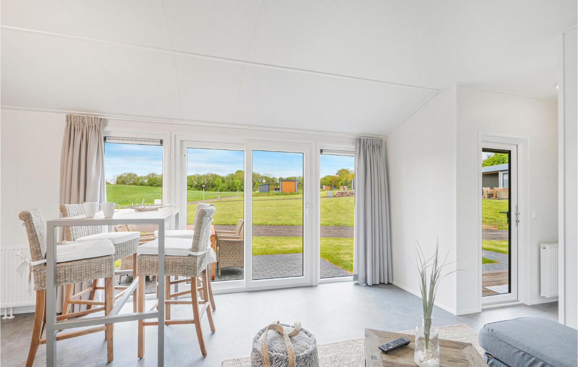 Lovely Home In Suesel With House A Panoramic View Susel Exterior foto